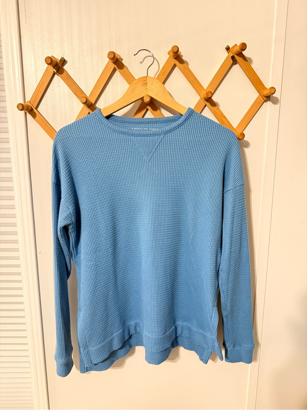 American Eagle Outfitters Light Blue Waffle Crewneck